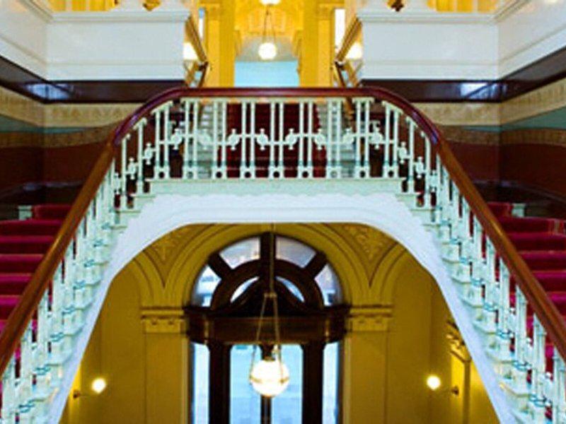 9EE9AEC6DC3A05F206F90C88B15ACCE5