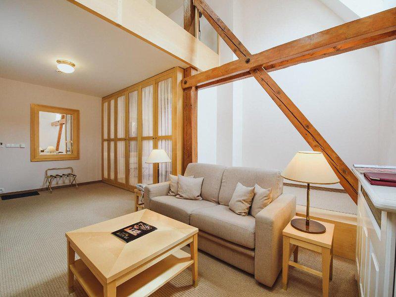 4A526F9087C3DF02E1ABA1042A7D5991