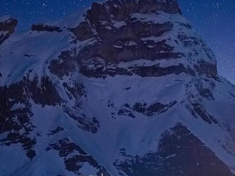 31D978D8154615267C5785DE29BDE038