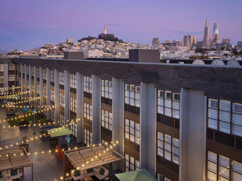 AF0A4A4FC60FC76FABDE71DB32599A5D