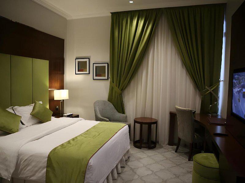 A7E1D6F2AD8C43E2A5E441948E2ECF26