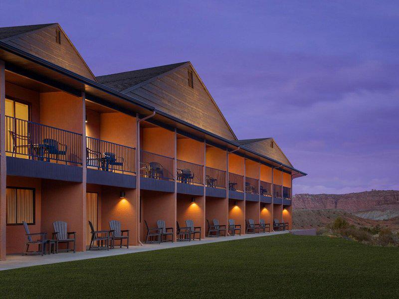 7E51EC610F44AF3FEA837E985F848261