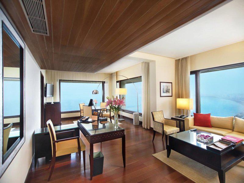 A55AA1AC64827778A91E14B8F0AE3FDD