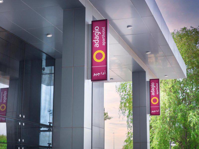 64506BA68887376D17CAC43F70EBC806