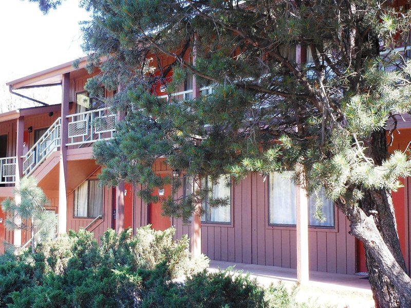 8244D6CE0B32DEC4959F5D7E1C057A60