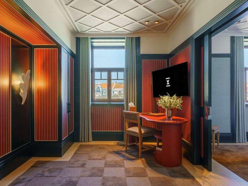 B67B3C2387F43A6075736567B056D003