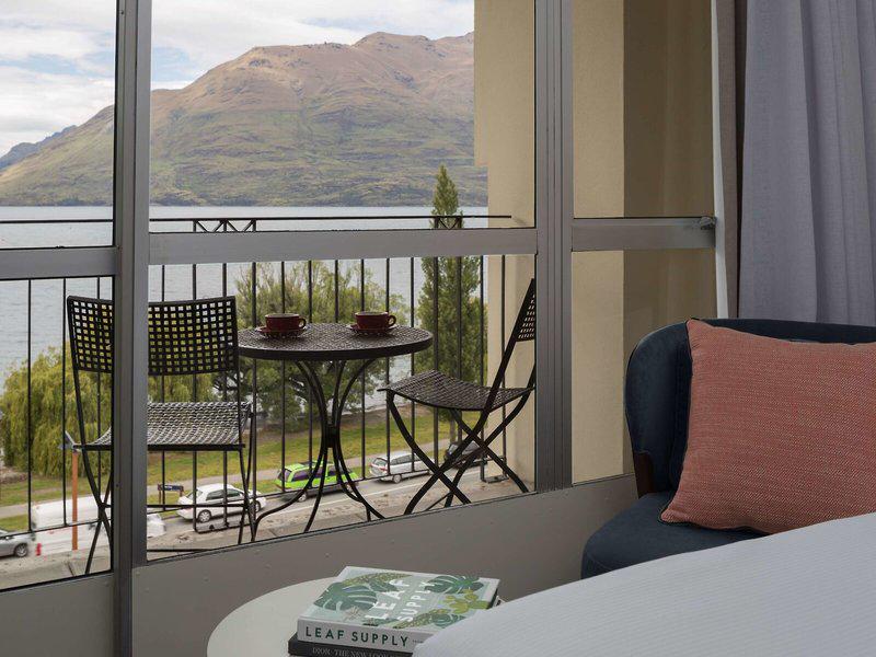 34C3E470600AA0DF1F43965ED84F8BB6