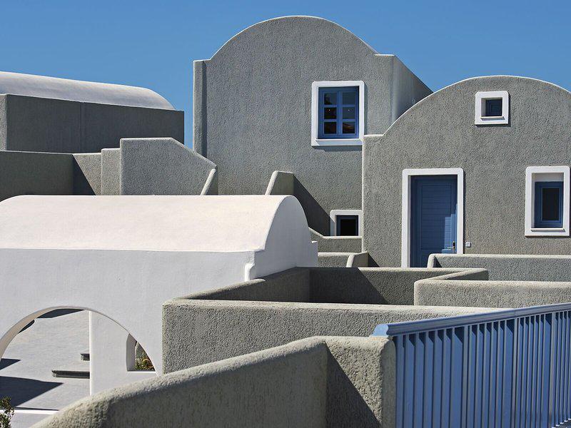 Acroterra Rosa Hotel