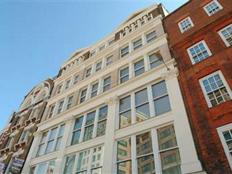 3501FBAF688A932A5F007526CA642286