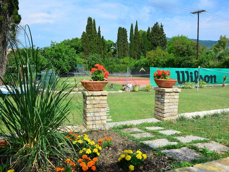 018515C2904B01E66B12F9A1869747F9