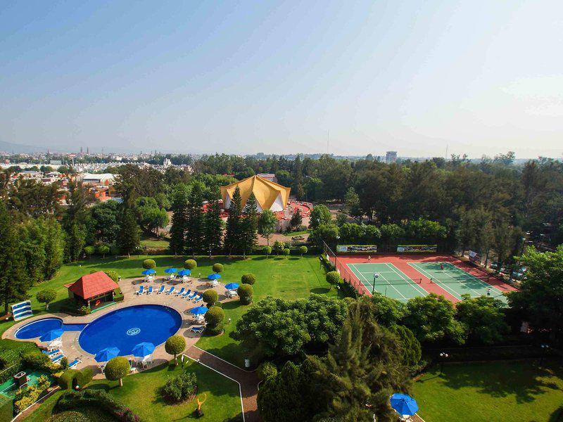 B0E53550C2E864FF4F4D777DA62D1D2A