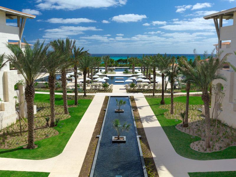 A8972922D4203830C74F231581AB423C