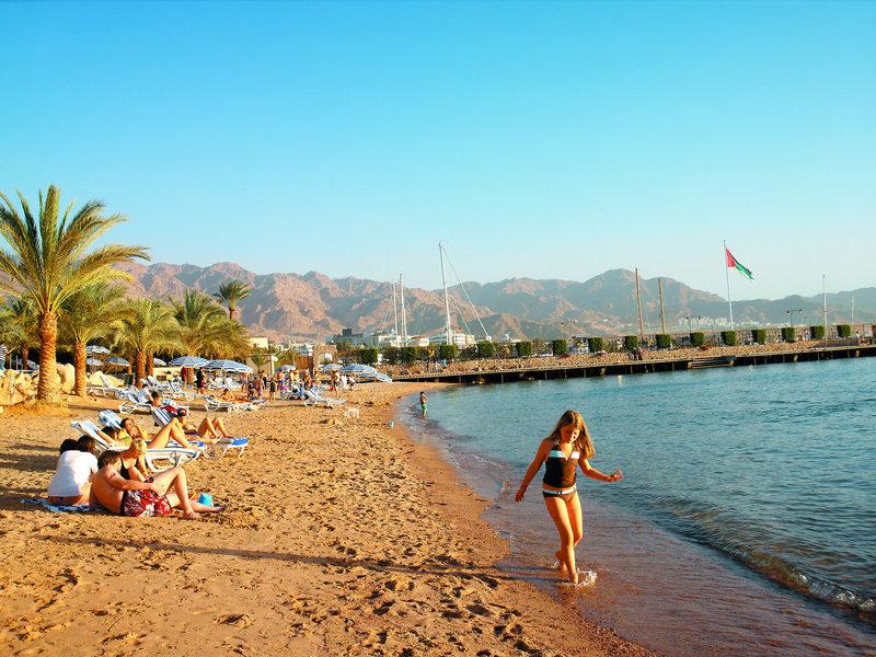 CB2F8050A3305A5D2AF79102E1FE9BDB