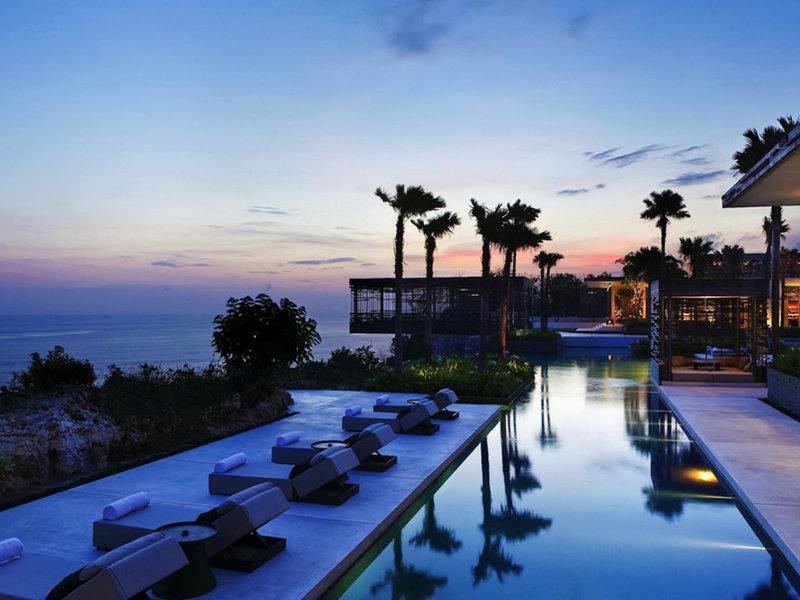 76A01E48BF144FCEC9B7F2FDEDC8E015