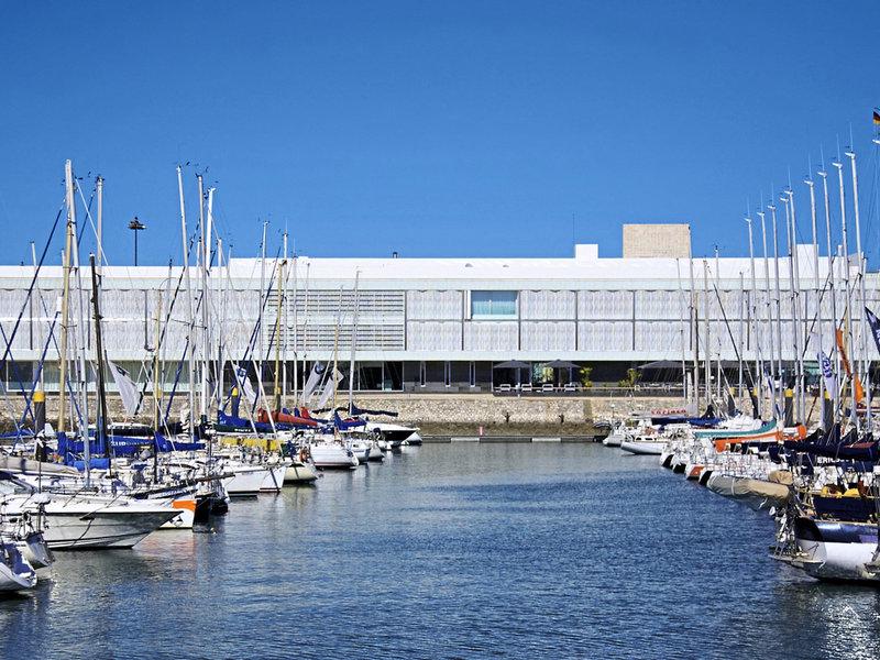 92CA3C27A7E0091052D38AD4903F866F