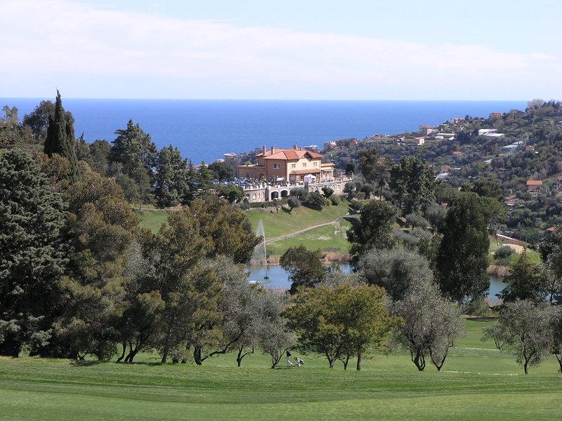 2840C8E32119BD26B5F9E2B64E716FC4