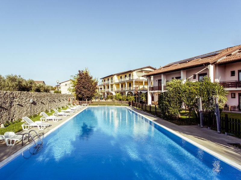 53B428D3986E1B315A311D07D7DEBDBA