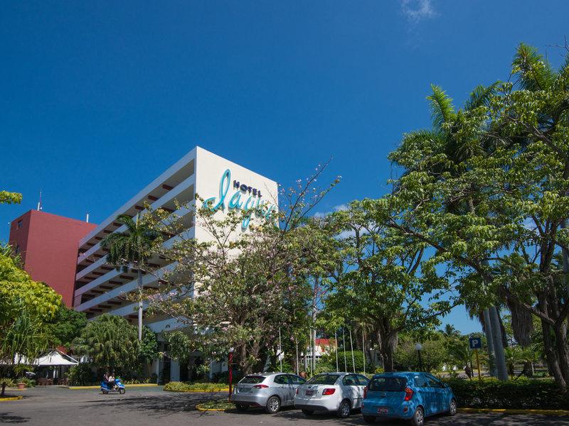 ACDCD13A1665DE4A1ACEEE762D441BBC