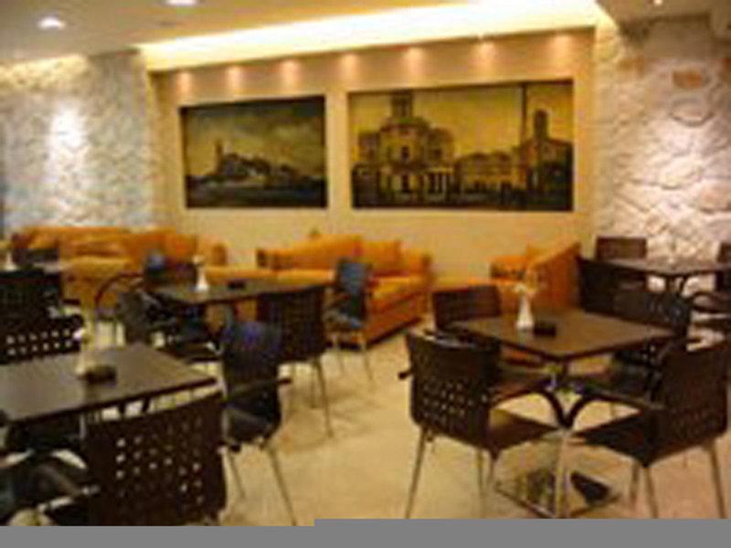 54BE7EC917F82A48244B0432DEBE3F52