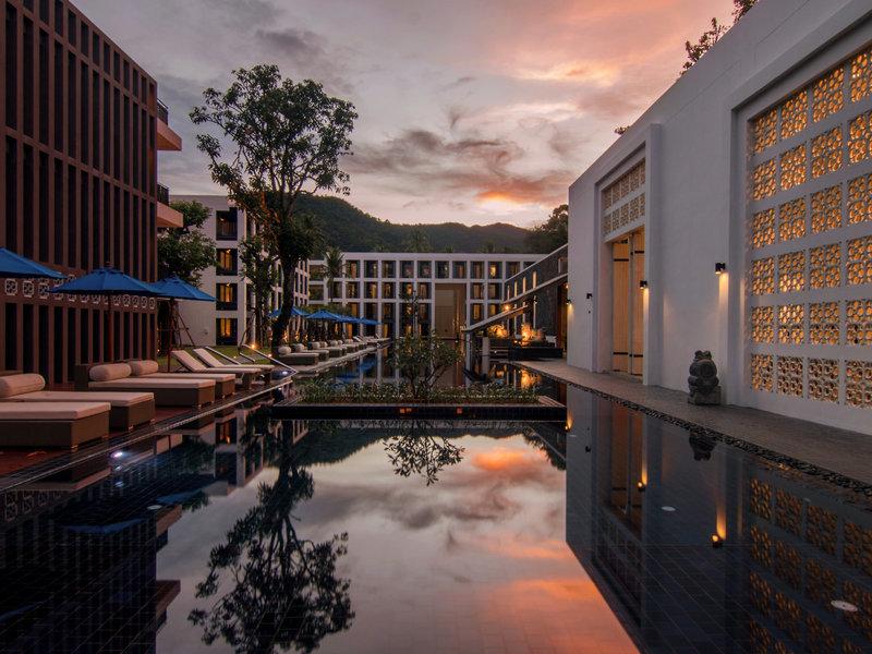 A94D5FC5F64369DB9037E198CA1F833D