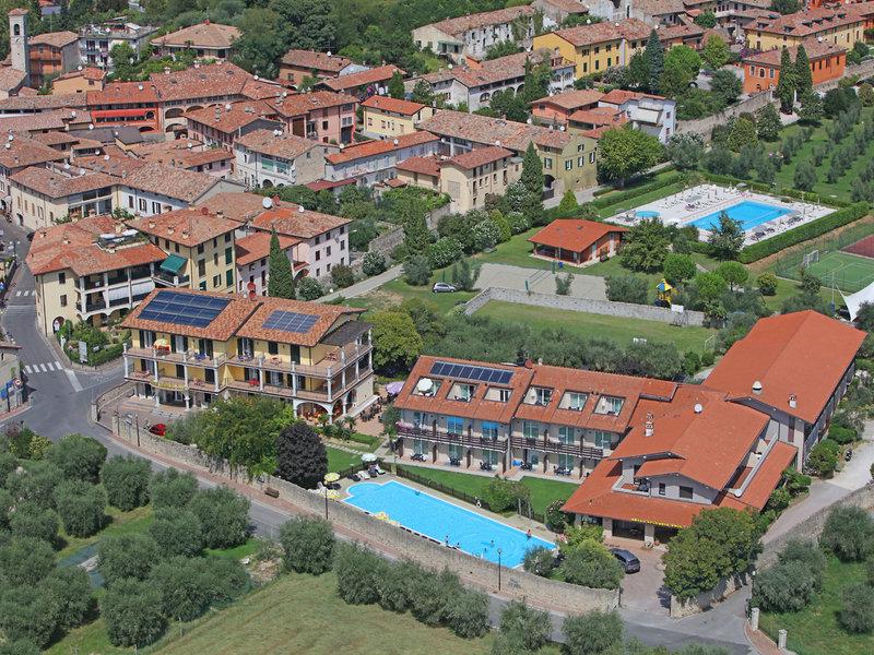 50D75224323F53382BA1B6BA23DA2D07