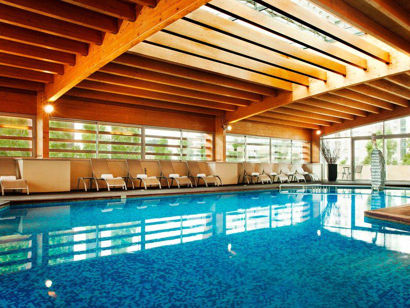 B45C150CE71B4E7E66A9CEA412C07250