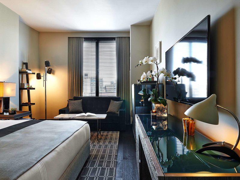 46B825194F188070C91A9B49D16B7A7A