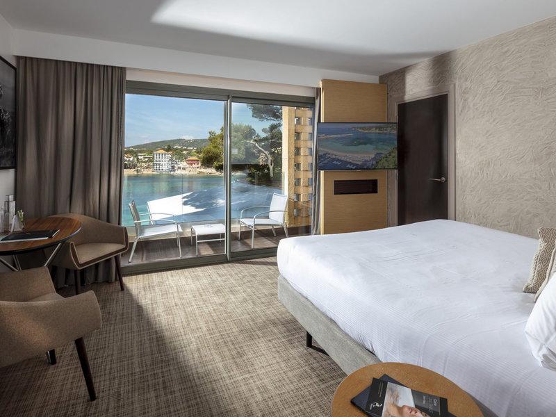 97B1C1C31EAF485AAF4F21F55656D813