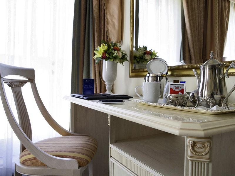 87062135B1B7C2A5713DB30B5AD859B7