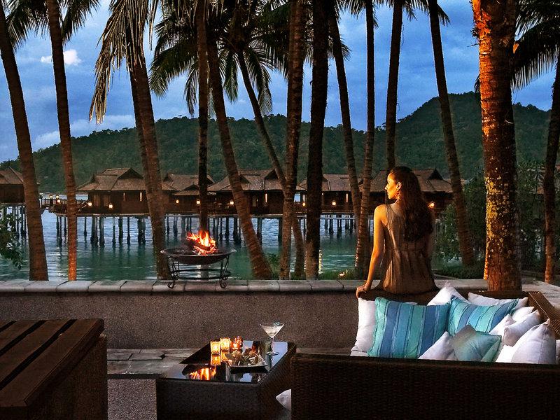 77E727DB444611C2A32471F15D07D860