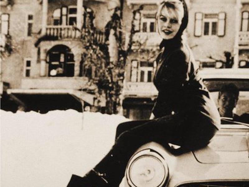 C262F6623F4BAF19A9CD20FDA60FFDB9