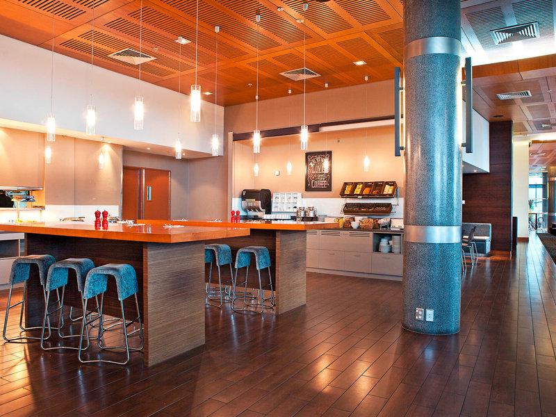 CB27AECCAEEFD51D0CAEAD4A353DE47E