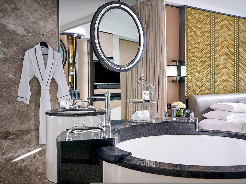 9EB6D5EA047AAB0A8E767358E350686C