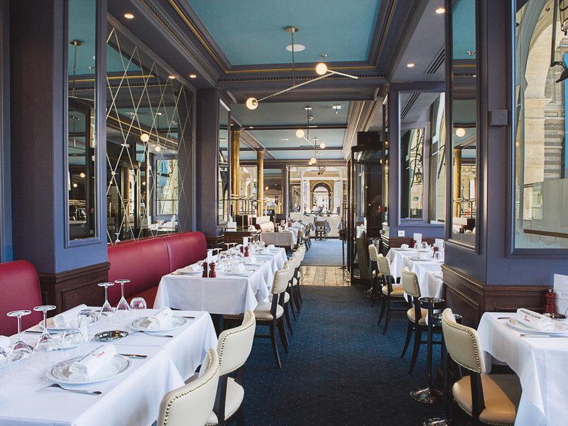 992B91ABBAA1E1C2653F3F576AF81C15