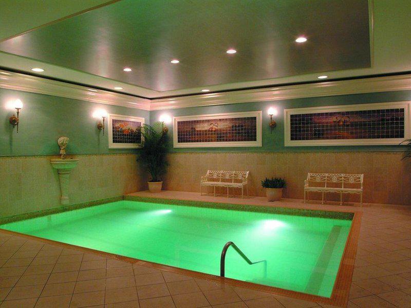 92C1C73DF3351BEA5C9FC7E61902E99D