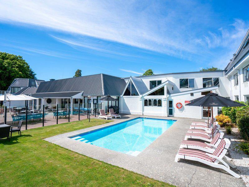 7F12409AD274E442DE1D89D6A7BCFF30