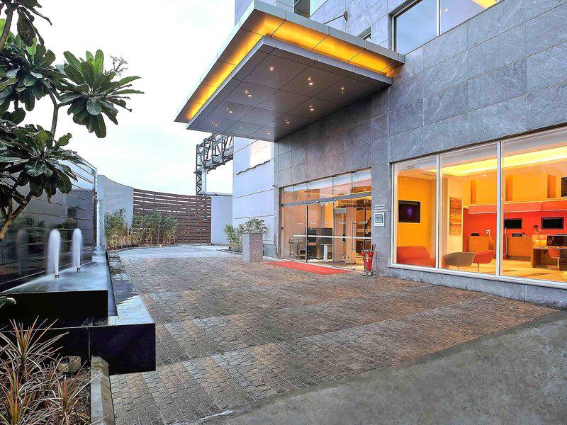 ED169A6EB35A57E4B396A703227463D8