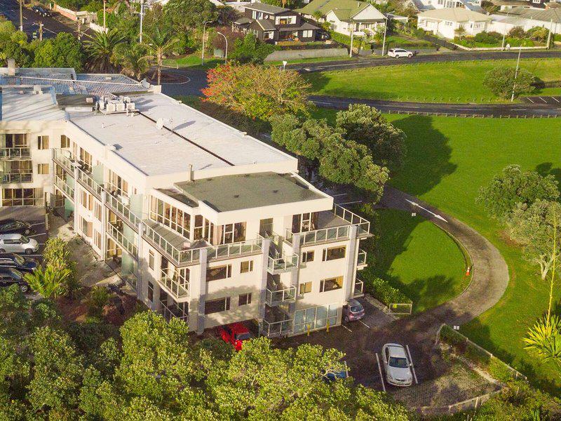 EADC6EFDBE66E71E7038EDD2622B5FA8