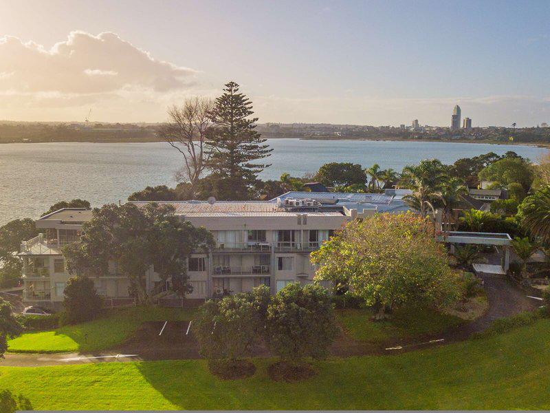 F91E271D21345487C6BDB9EAF1D9147D