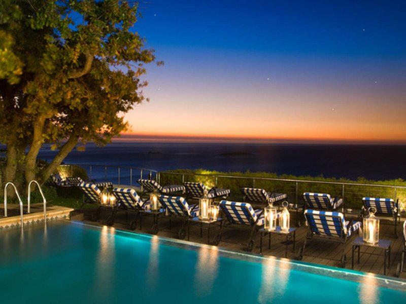 EF1F112D4715EAF664FCB21407AB9A06