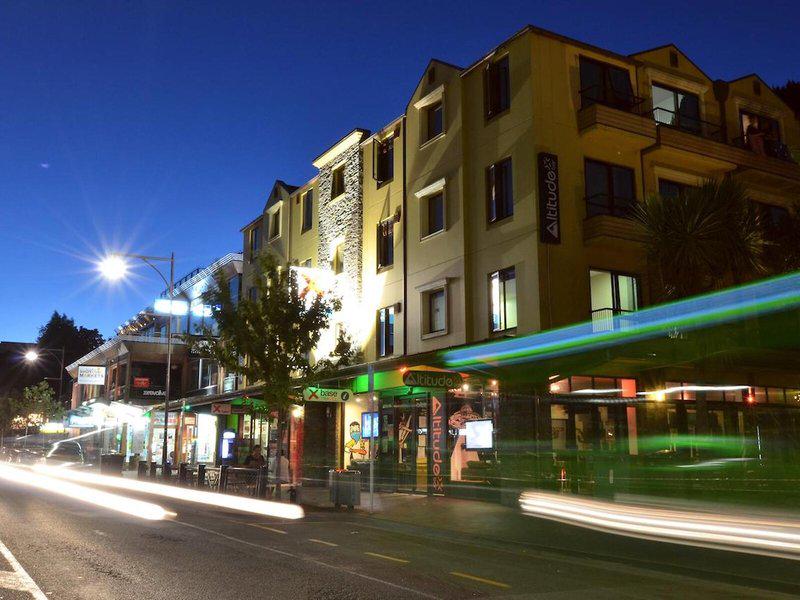 767C500BB9EE1FA24C16ED742671133C