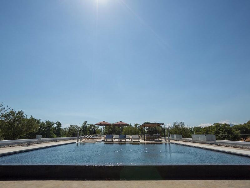 8144A70AD8DEF96E5DD3A614F2131EB0