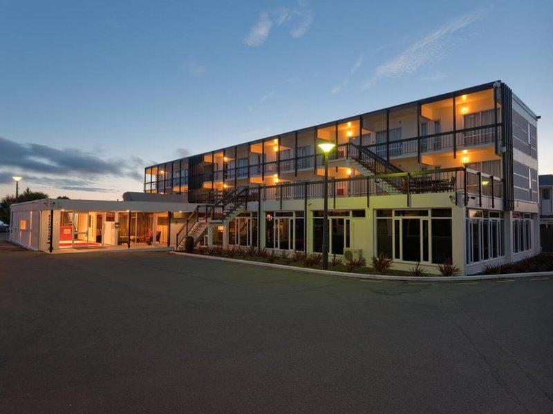 BBE4FF4BAE888700E9A14ED09AE83AB8