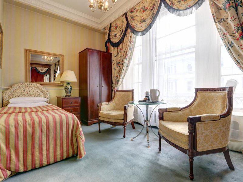 06E56352A0DB09536F05E9A33651AEBC