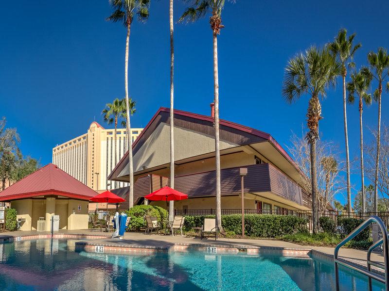 89D0B54A49F3F8A80DAC549929A39B87