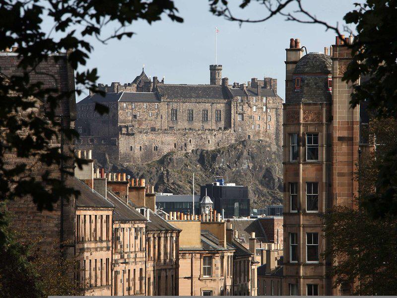 DF3294572C99376D05E73755AF7F46EF