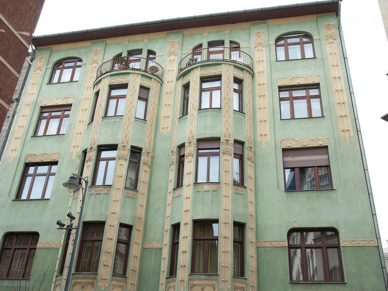 227CE5144879DC9E1090377F77649309