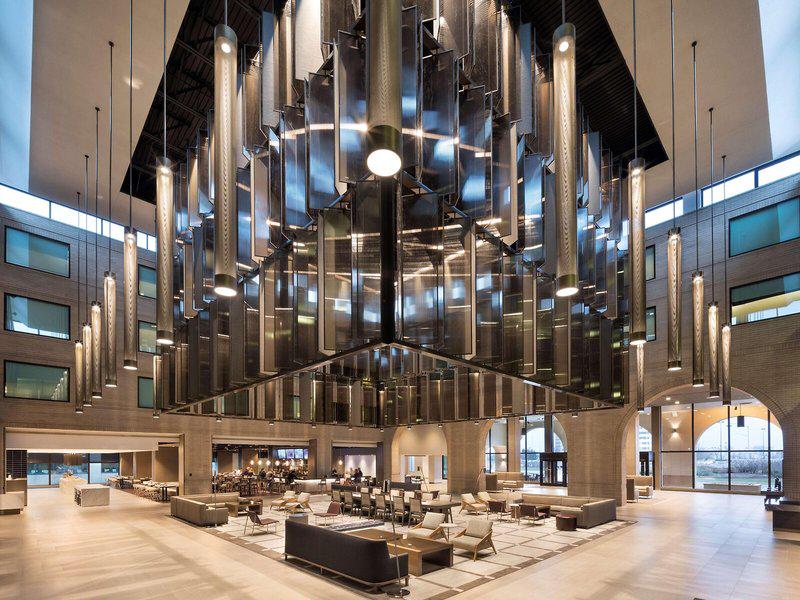 B977125649B5A8AE681E5DFE2A8C8B34