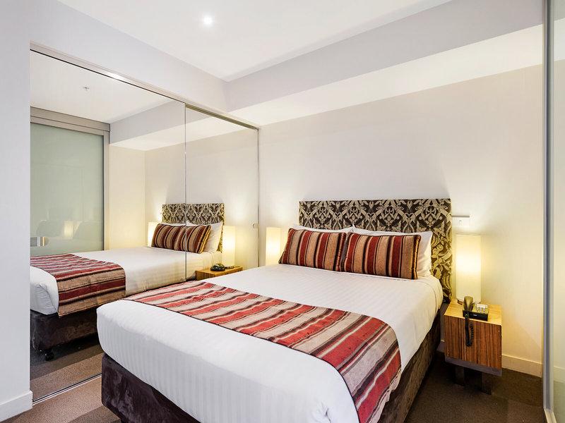 75DAE8D8ED38ED51500E993AC17B7C24