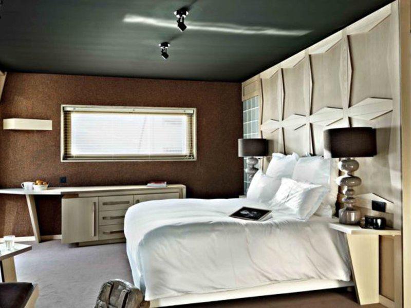 DF62F9E564F59CBE21755C5D7FF2EF12